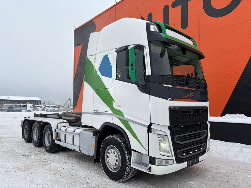 Volvo FH 540 8x4*4 MEILLER RK26 ton / L=6100 mm - Hook lift truck: picture 4 Volvo FH 540 8x4*4 MEILLER RK26 ton / L=6100 mm - Hook lift truck: picture 4