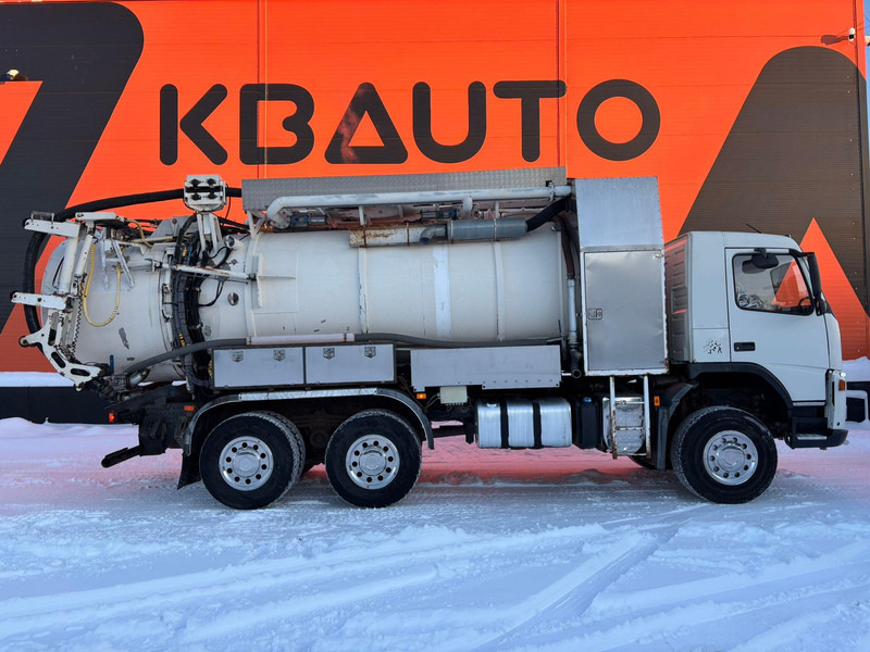 Volvo FM 300 6x6 WASTE 4 + CLEAN WATER 8 m3 / VACUUM Hibon 810H / PRESSURE Uraca P3-45 205 bar / 348 l/min - Vacuum truck: picture 5 Volvo FM 300 6x6 WASTE 4 + CLEAN WATER 8 m3 / VACUUM Hibon 810H / PRESSURE Uraca P3-45 205 bar / 348 l/min - Vacuum truck: picture 5