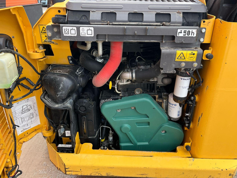 Crawler loader Volvo MCT 125 C T4: picture 18