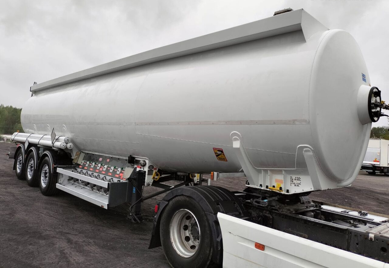 Magyar - Tanker semi-trailer: picture 5 Magyar - Tanker semi-trailer: picture 5