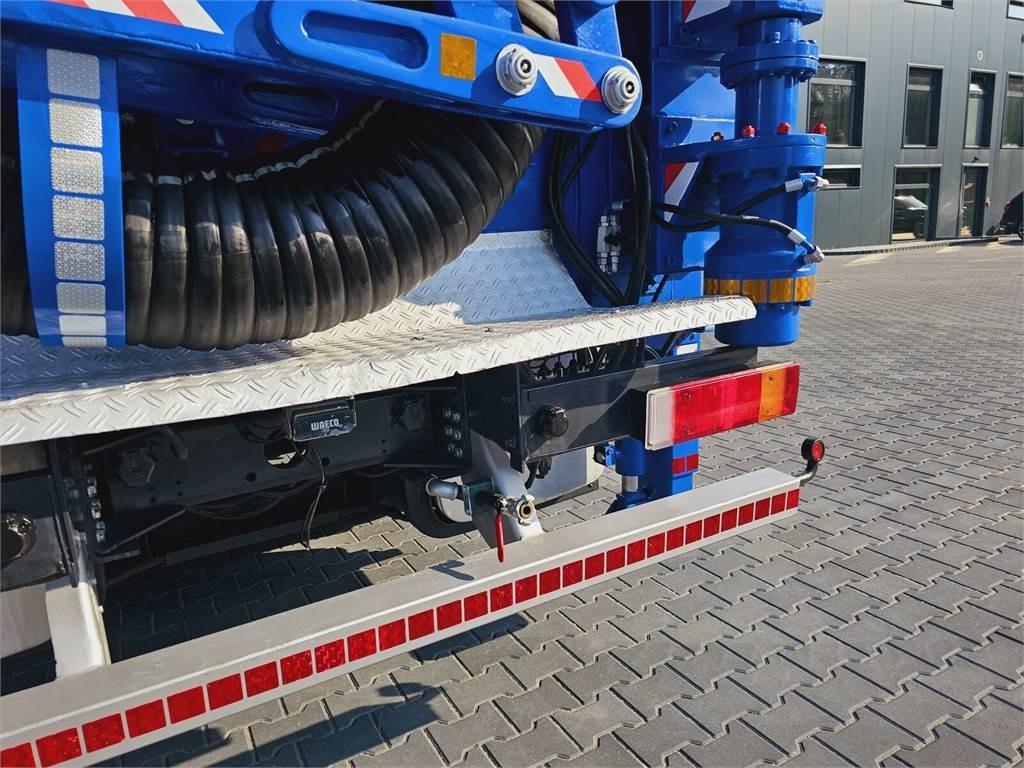 Vacuum truck Iveco MTS 4 x TURBINE MTS 4 x TURBINE Saugbagger vacuum: picture 16