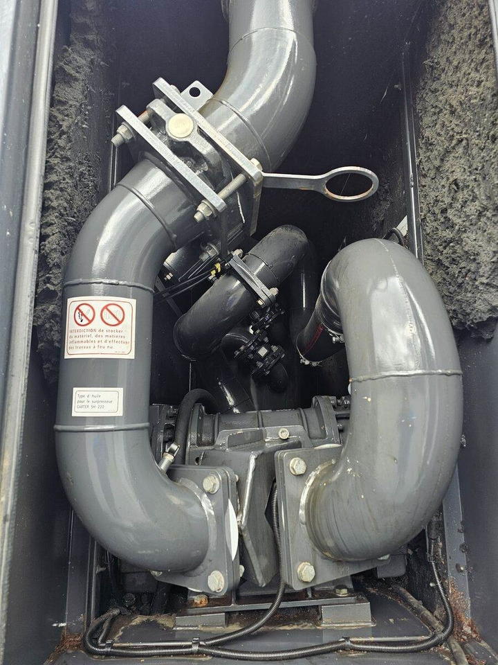 Renault 6x4 WUKO RIVARD RECYTLING for collecting liquid wa - Municipal/ Special vehicle: picture 3 Renault 6x4 WUKO RIVARD RECYTLING for collecting liquid wa - Municipal/ Special vehicle: picture 3