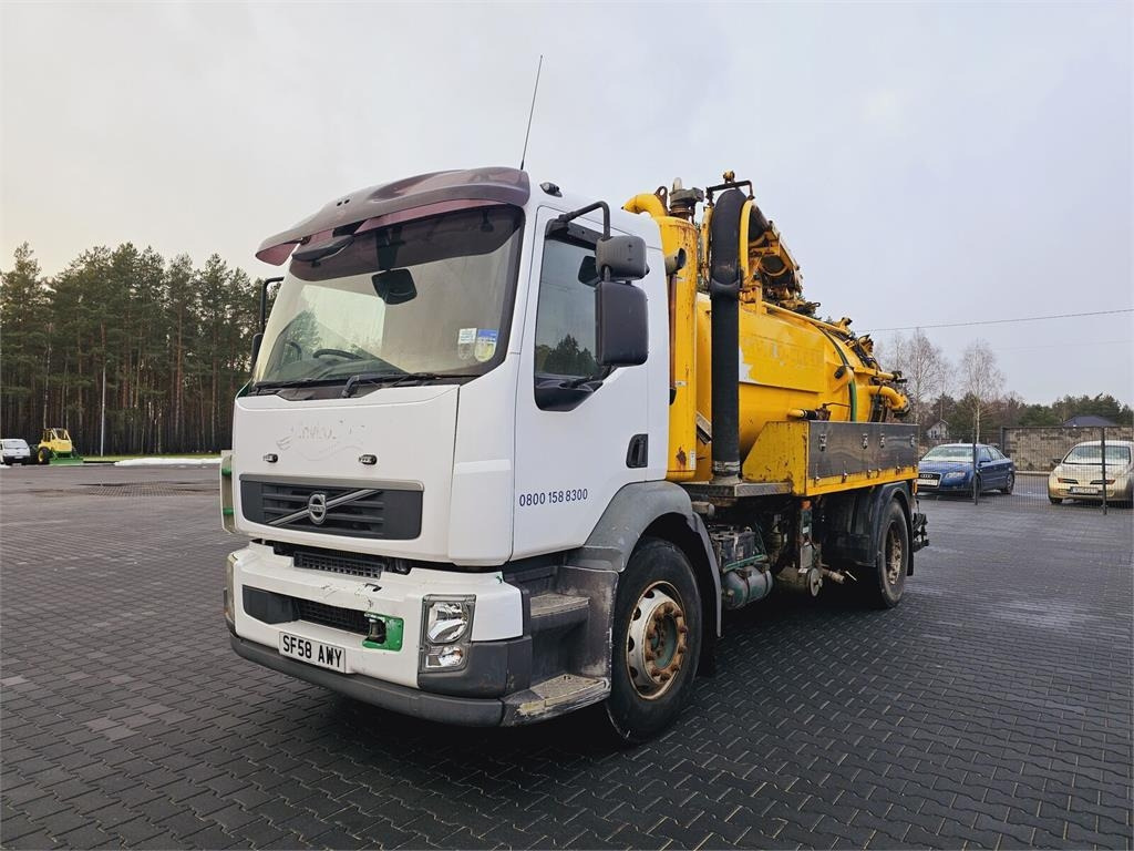 Volvo FULLER TANKERS 2008 WUKO for collecting liquid was - Municipal/ Special vehicle: picture 3 Volvo FULLER TANKERS 2008 WUKO for collecting liquid was - Municipal/ Special vehicle: picture 3