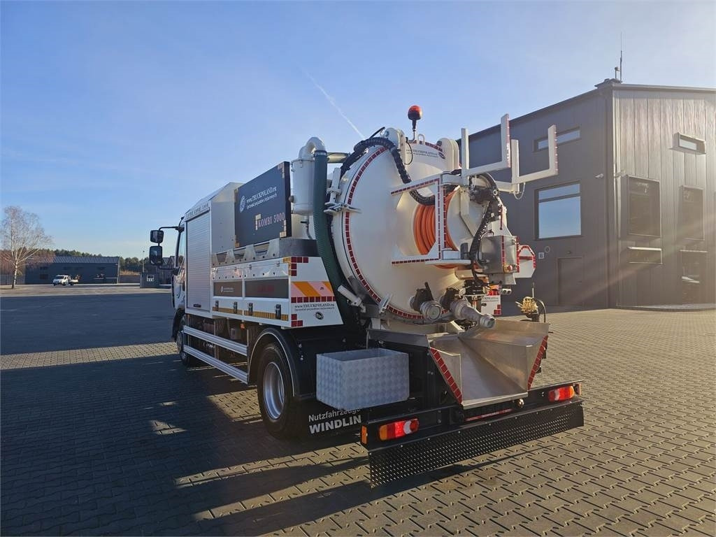 Renault GAMA KANRO KOMBI 5000 WUKO FOR CHANNEL CLEANING - Vacuum truck: picture 5 Renault GAMA KANRO KOMBI 5000 WUKO FOR CHANNEL CLEANING - Vacuum truck: picture 5