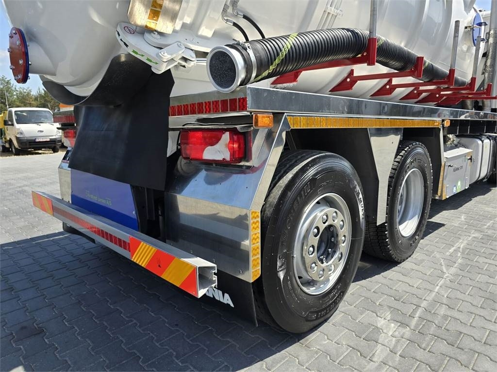 Scania Saugbagger Larsen FlexVac 311 Vacuum suction loade  leasing Scania Saugbagger Larsen FlexVac 311 Vacuum suction loade: picture 15