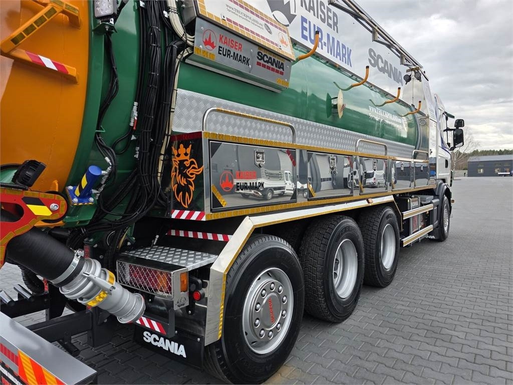 Scania WUKO KAISER EUR-MARK PKL 12.8 FOR CLEANING CANALS - Vacuum truck: picture 2 Scania WUKO KAISER EUR-MARK PKL 12.8 FOR CLEANING CANALS - Vacuum truck: picture 2