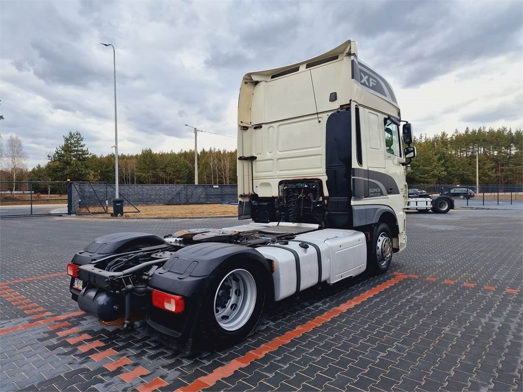 DAF XF 106 460 - Tractor unit: picture 4 DAF XF 106 460 - Tractor unit: picture 4