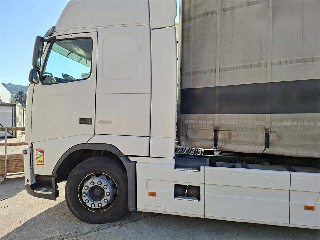 Volvo FH13 STANDARD AUTOMAT 460 KM EURO 5 2013 - 4 piece - Tractor unit: picture 3 Volvo FH13 STANDARD AUTOMAT 460 KM EURO 5 2013 - 4 piece - Tractor unit: picture 3