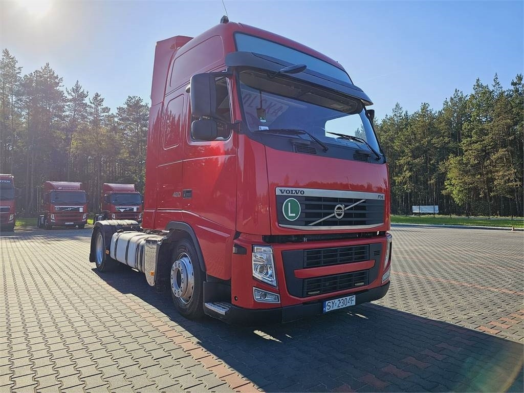 Volvo FH13 XXL MANUAL 420 EURO 5 2011 r MEGA LOW DECK - Tractor unit: picture 1 Volvo FH13 XXL MANUAL 420 EURO 5 2011 r MEGA LOW DECK - Tractor unit: picture 1
