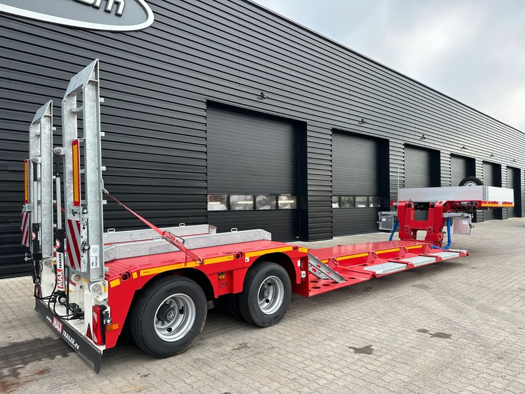 Faymonville Maxtrailer MAX 510 Tiefbett / Forst Model Faymonville Maxtrailer MAX 510 Tiefbett / Forst Model - Low loader semi-trailer: picture 2 Faymonville Maxtrailer MAX 510 Tiefbett / Forst Model Faymonville Maxtrailer MAX 510 Tiefbett / Forst Model - Low loader semi-trailer: picture 2