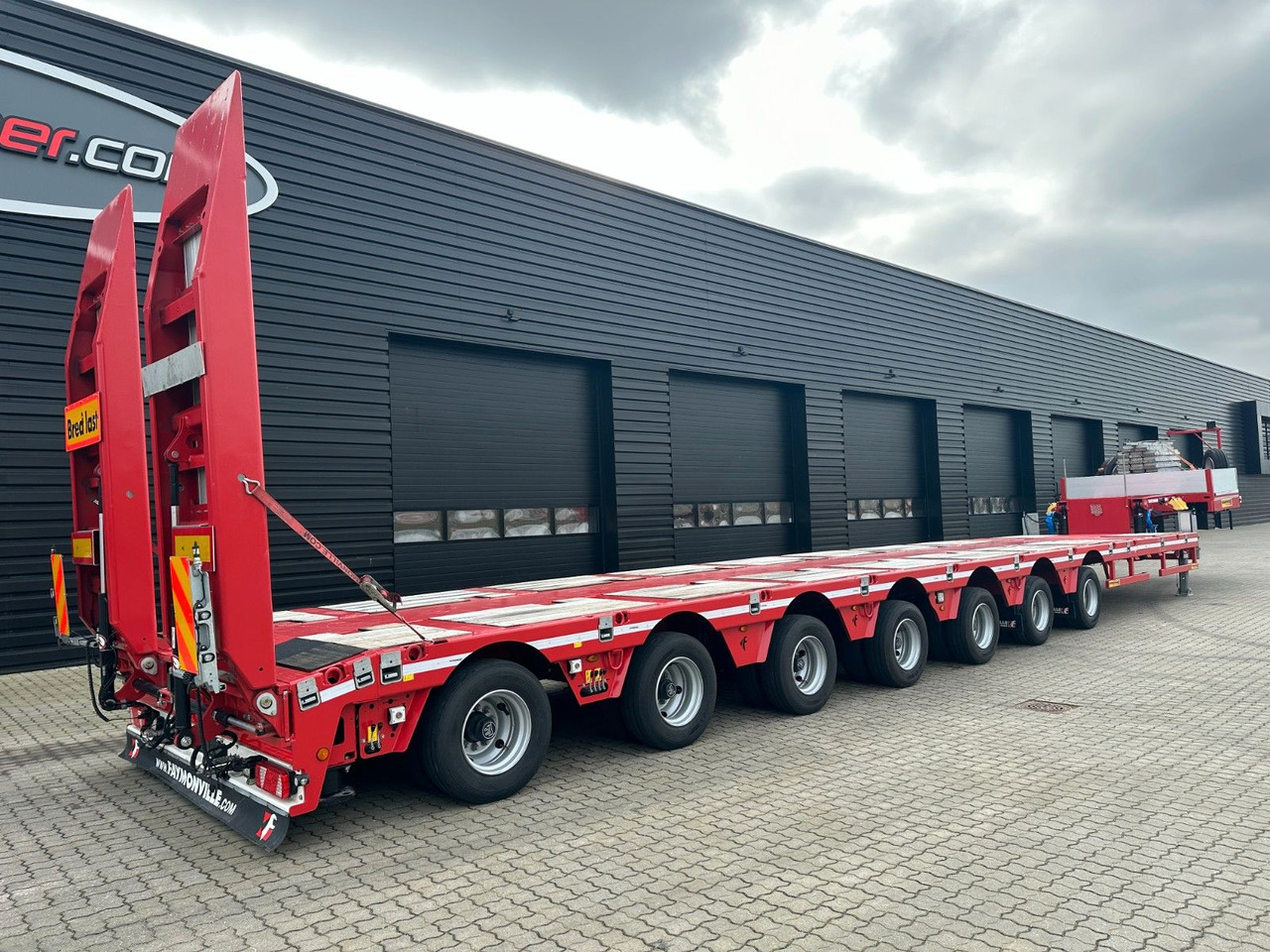 Faymonville Multimax 7 achs. tieflader / 2 x ausziehbar Faymonville Multimax 7 achs. tieflader / 2 x ausziehbar - Low loader semi-trailer: picture 4 Faymonville Multimax 7 achs. tieflader / 2 x ausziehbar Faymonville Multimax 7 achs. tieflader / 2 x ausziehbar - Low loader semi-trailer: picture 4