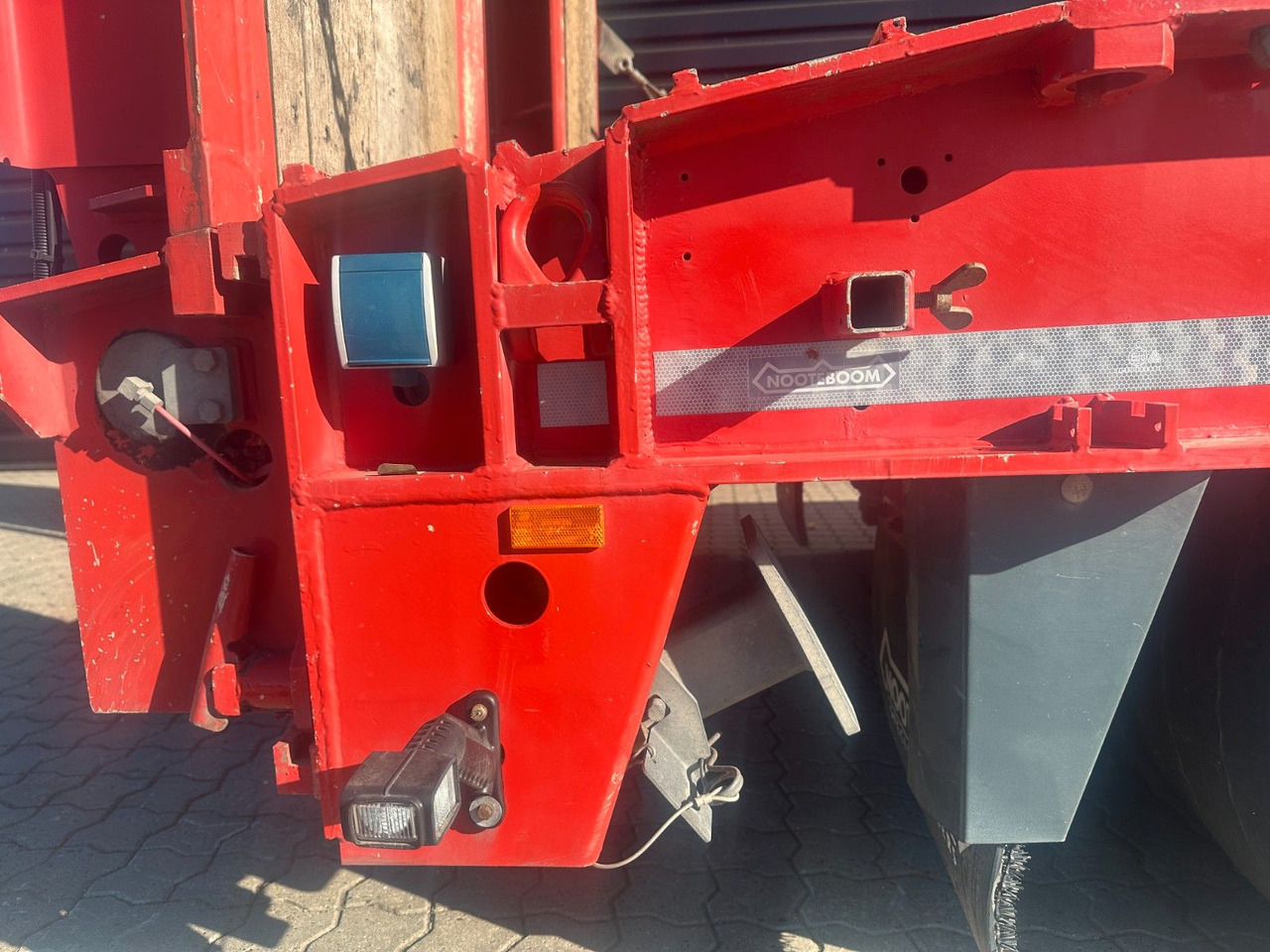 Nooteboom 4 achs anhänger / Doppelt rampen - Low loader trailer: picture 4 Nooteboom 4 achs anhänger / Doppelt rampen - Low loader trailer: picture 4