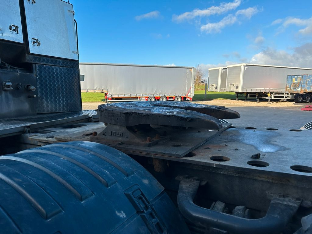 Scania R620 8x4 Scania R620 8x4 - Tractor unit: picture 5 Scania R620 8x4 Scania R620 8x4 - Tractor unit: picture 5