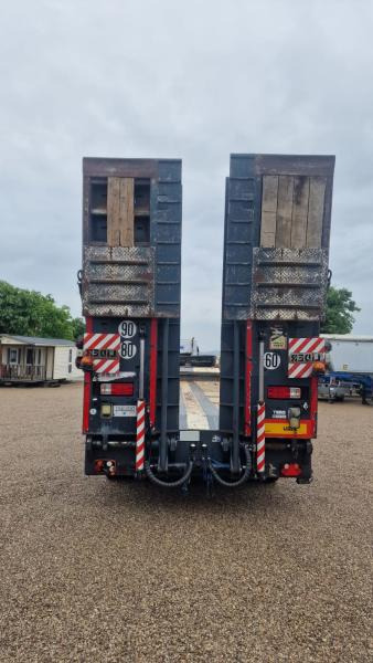 Lider trailer LIDER-3A - Low loader semi-trailer: picture 4 Lider trailer LIDER-3A - Low loader semi-trailer: picture 4