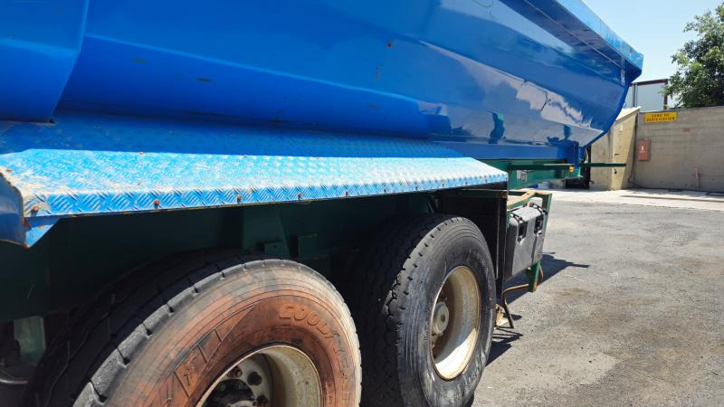 Louault Benne ronde - Tipper semi-trailer: picture 3 Louault Benne ronde - Tipper semi-trailer: picture 3