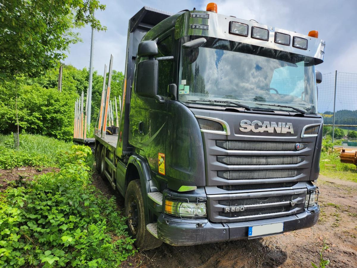 Scania R R 580 - Timber truck, Crane truck: picture 1 Scania R R 580 - Timber truck, Crane truck: picture 1