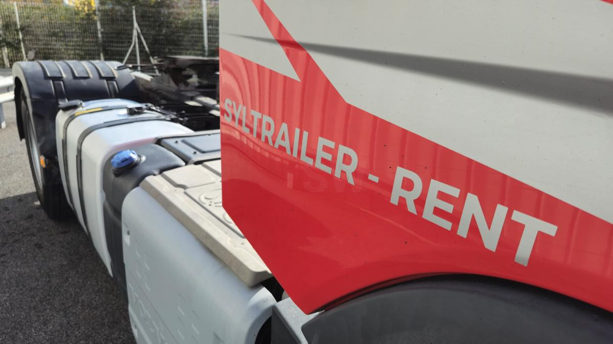 Volvo FH 460 - Tractor unit: picture 3 Volvo FH 460 - Tractor unit: picture 3