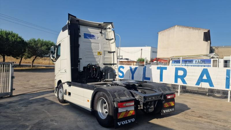 Volvo FH 500 Globetrotter I-save - Tractor unit: picture 4 Volvo FH 500 Globetrotter I-save - Tractor unit: picture 4