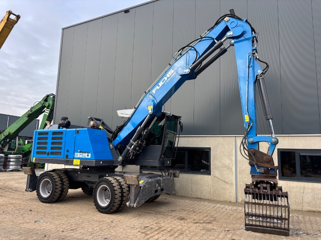 Waste/ Industry handler Fuchs MHL 320 F - MHL320 - MHL320F: picture 9 Waste/ Industry handler Fuchs MHL 320 F - MHL320 - MHL320F: picture 9