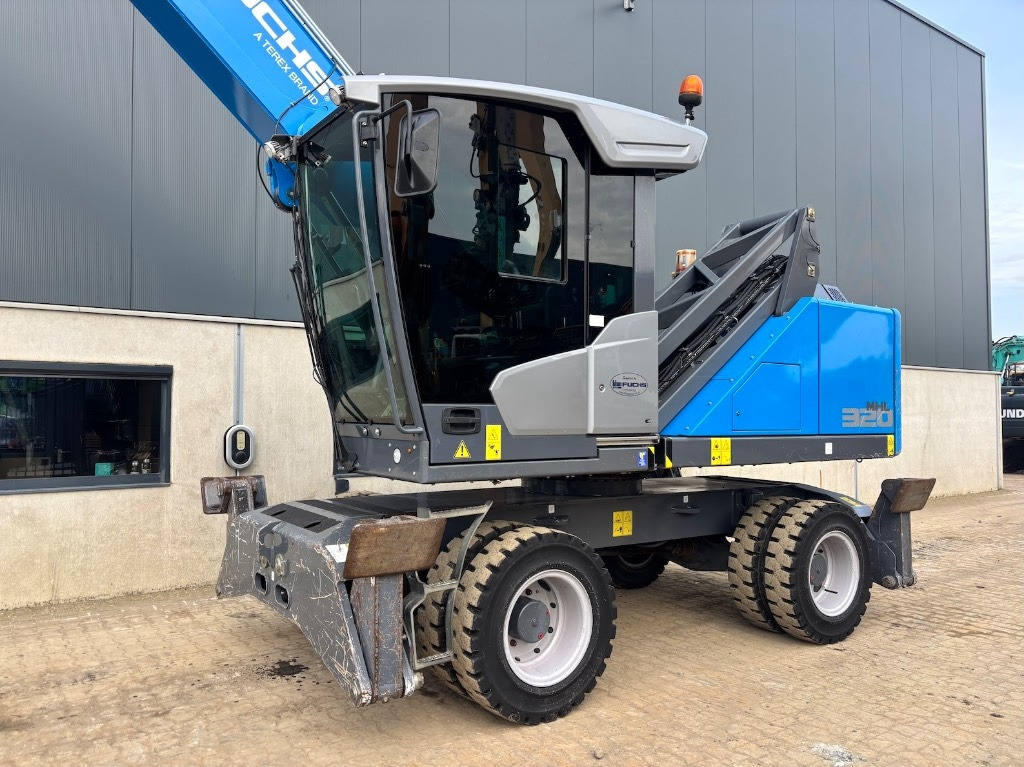 Waste/ Industry handler Fuchs MHL 320 F - MHL320 - MHL320F: picture 13 Waste/ Industry handler Fuchs MHL 320 F - MHL320 - MHL320F: picture 13