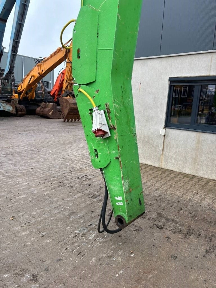 Sennebogen 835R HD -- Hydr undercarriage -- 835 - Waste/ Industry handler: picture 5 Sennebogen 835R HD -- Hydr undercarriage -- 835 - Waste/ Industry handler: picture 5