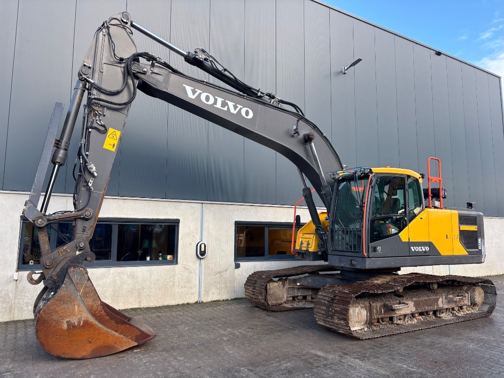 Volvo EC 220 E - EC 220EL - EC220EL - EC 220 L - Crawler excavator: picture 1 Volvo EC 220 E - EC 220EL - EC220EL - EC 220 L - Crawler excavator: picture 1