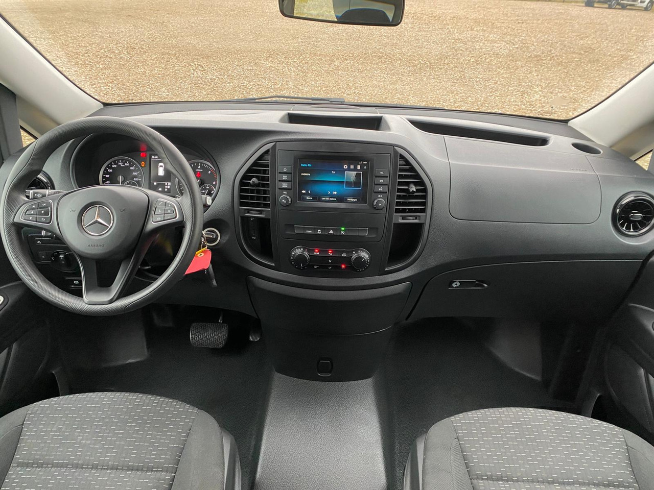 MERCEDES-BENZ Vito Tourer 114 CDI 136 Long Pro 9G-Tronic 8 Places - Passenger van: picture 5 MERCEDES-BENZ Vito Tourer 114 CDI 136 Long Pro 9G-Tronic 8 Places - Passenger van: picture 5