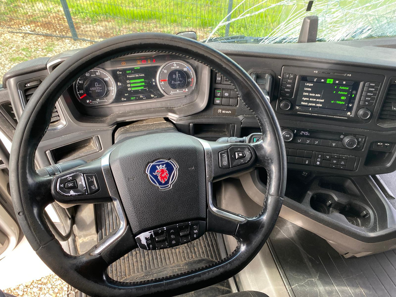 Tractor unit SCANIA R450: picture 26