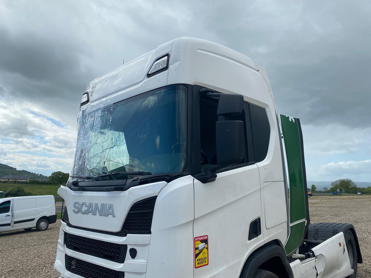 Tractor unit SCANIA R450: picture 13