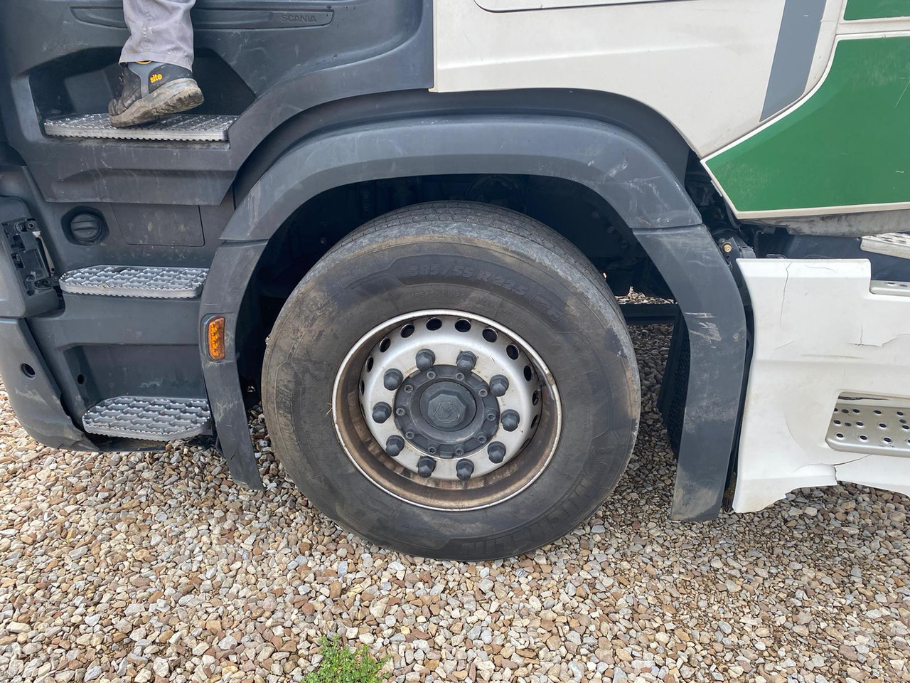 Tractor unit SCANIA R450: picture 25