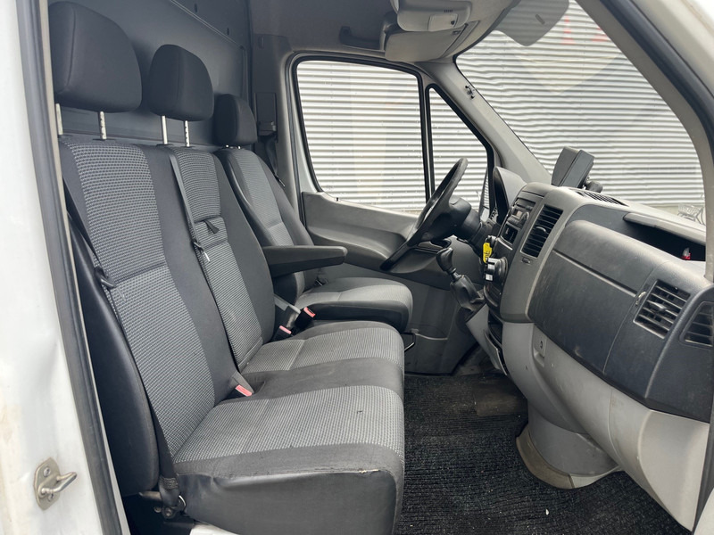 Mercedes-Benz Sprinter / 316 / 1.8 NGT / CNG / L3H2 / 146 DKM! / - Commercial vehicle: picture 4 Mercedes-Benz Sprinter / 316 / 1.8 NGT / CNG / L3H2 / 146 DKM! / - Commercial vehicle: picture 4