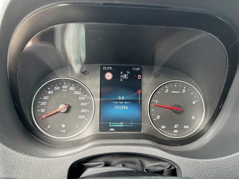 Mercedes-Benz Sprinter 515 1.9 CDI / Chassis Cabine / WB 433 cm / 324 dkm / APK TUV 03-26 - Commercial vehicle: picture 4 Mercedes-Benz Sprinter 515 1.9 CDI / Chassis Cabine / WB 433 cm / 324 dkm / APK TUV 03-26 - Commercial vehicle: picture 4