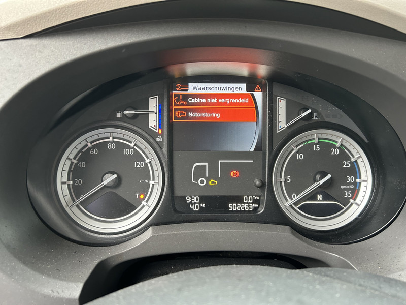 DAF LF 210 FA / Turbo Problems / 502 dkm / Curtainside / Loadlift / APK TUV 06-26 - Curtain side truck: picture 4 DAF LF 210 FA / Turbo Problems / 502 dkm / Curtainside / Loadlift / APK TUV 06-26 - Curtain side truck: picture 4