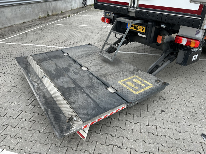 Mercedes-Benz Actros 2124 / Carrier Koeler -30 gr / Cheraeu / Laadklep / APK 11-26 leasing Mercedes-Benz Actros 2124 / Carrier Koeler -30 gr / Cheraeu / Laadklep / APK 11-26: picture 10 Mercedes-Benz Actros 2124 / Carrier Koeler -30 gr / Cheraeu / Laadklep / APK 11-26 leasing Mercedes-Benz Actros 2124 / Carrier Koeler -30 gr / Cheraeu / Laadklep / APK 11-26: picture 10