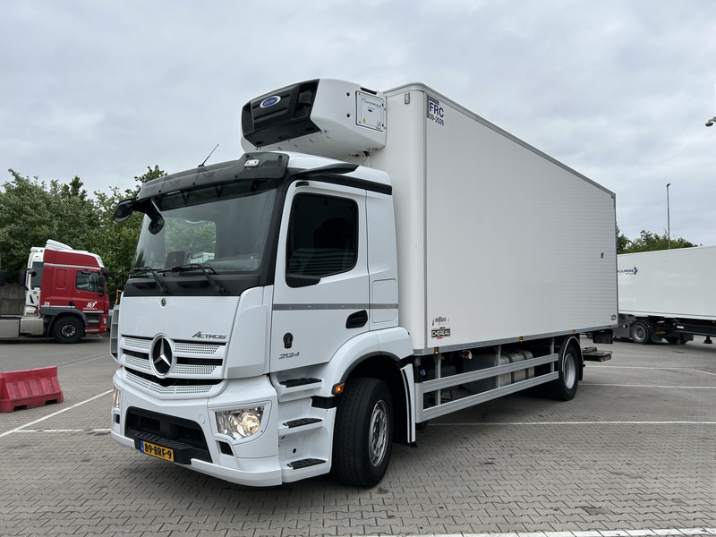 Mercedes-Benz Actros 2124 / Carrier Koeler -30 gr / Cheraeu / Laadklep / APK 11-26 leasing Mercedes-Benz Actros 2124 / Carrier Koeler -30 gr / Cheraeu / Laadklep / APK 11-26: picture 20 Mercedes-Benz Actros 2124 / Carrier Koeler -30 gr / Cheraeu / Laadklep / APK 11-26 leasing Mercedes-Benz Actros 2124 / Carrier Koeler -30 gr / Cheraeu / Laadklep / APK 11-26: picture 20