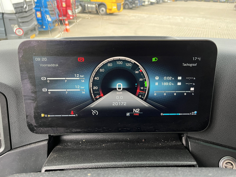 Mercedes-Benz Actros 2127 / Schuifzeil Box / Laadklep / APK 07-25 - Curtain side truck: picture 4 Mercedes-Benz Actros 2127 / Schuifzeil Box / Laadklep / APK 07-25 - Curtain side truck: picture 4