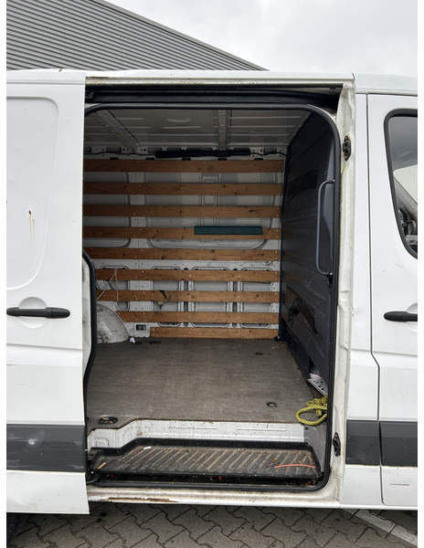 Mercedes-Benz Sprinter 210 2.2 CDI / 73 dkm / L1 H1 / Tow Bar / APK TUV 08-26 - Small van: picture 5 Mercedes-Benz Sprinter 210 2.2 CDI / 73 dkm / L1 H1 / Tow Bar / APK TUV 08-26 - Small van: picture 5