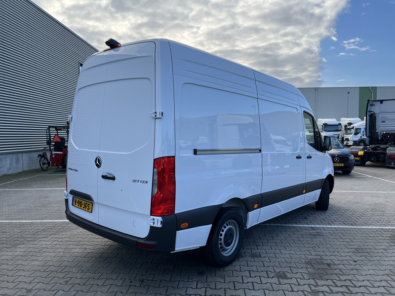Mercedes-Benz Sprinter 317 1.9 CDI Select HD / Koel voorbereiding / L2 H2 - Refrigerated delivery van: picture 2 Mercedes-Benz Sprinter 317 1.9 CDI Select HD / Koel voorbereiding / L2 H2 - Refrigerated delivery van: picture 2