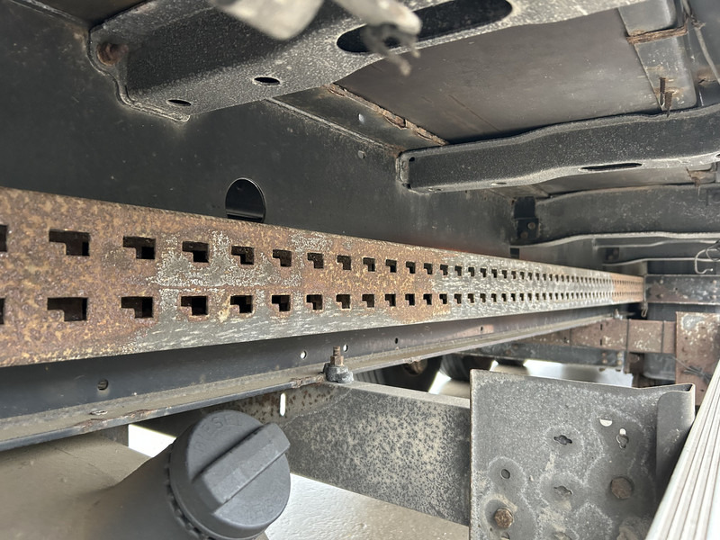 Schmitz Cargobull SCS 24/L / Curtainside / SAF Disk / NL Trailer - Curtainsider semi-trailer: picture 5 Schmitz Cargobull SCS 24/L / Curtainside / SAF Disk / NL Trailer - Curtainsider semi-trailer: picture 5