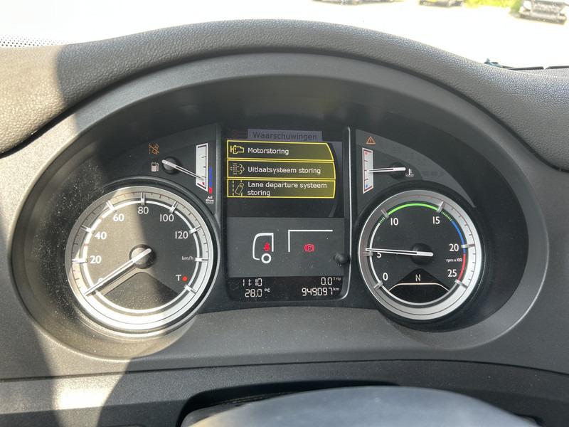 DAF CF 400 FT Comfort Sleeper Cab / 949 dkm / APK TUV 01-26 - Tractor unit: picture 4 DAF CF 400 FT Comfort Sleeper Cab / 949 dkm / APK TUV 01-26 - Tractor unit: picture 4