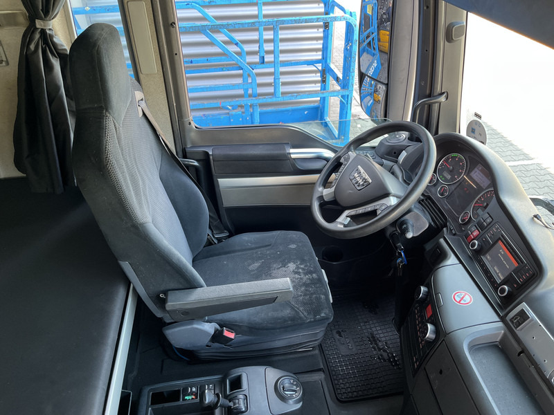 MAN TGX 18.440 XXL / 684 dkm / 2 Tanks / Stand klima / NL truck - Tractor unit: picture 3 MAN TGX 18.440 XXL / 684 dkm / 2 Tanks / Stand klima / NL truck - Tractor unit: picture 3