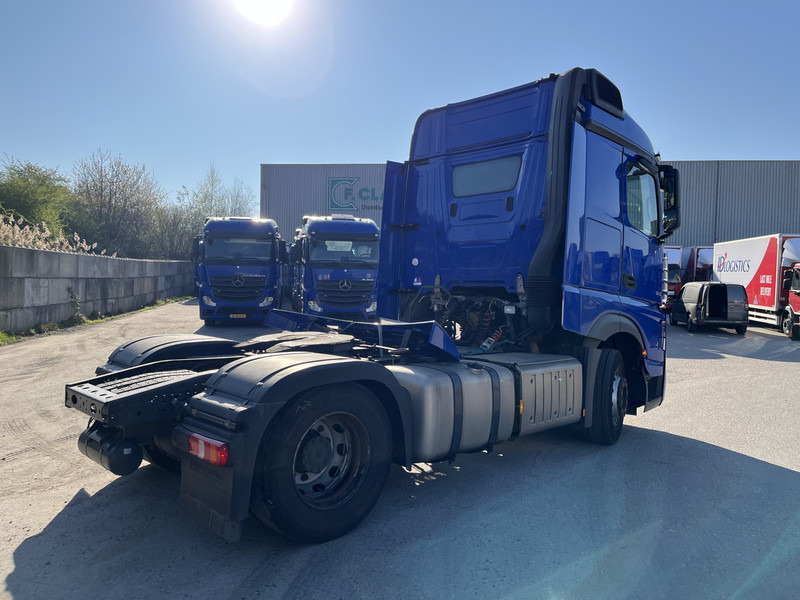 Mercedes-Benz Actros 1842 Streamspace / 840 dkm / 2 Tanks / NL Truck - Tractor unit: picture 2 Mercedes-Benz Actros 1842 Streamspace / 840 dkm / 2 Tanks / NL Truck - Tractor unit: picture 2
