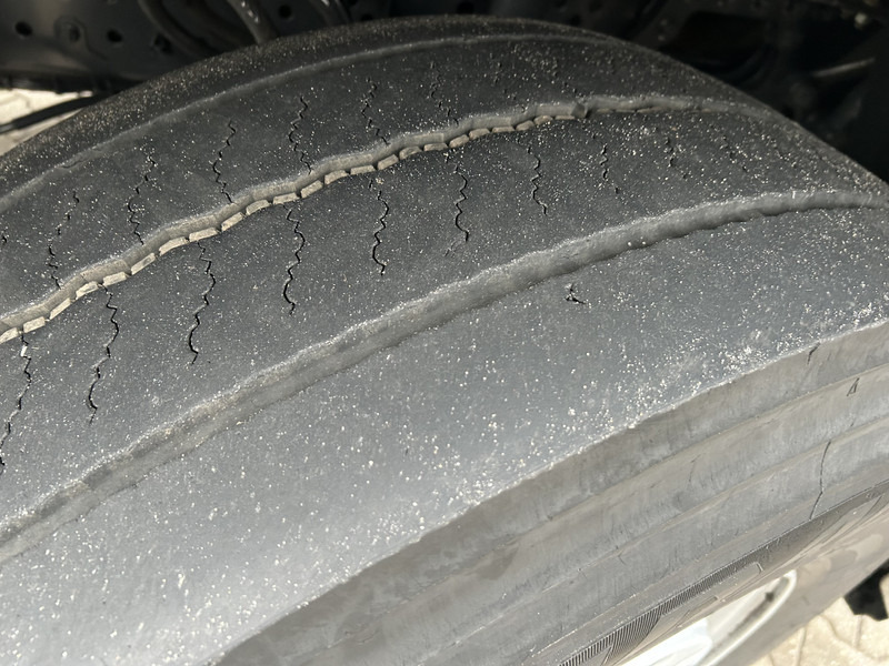 Tractor unit Mercedes-Benz Actros 1845 Bigspace / 314 dkm / Mirror Cams / 2 Tanks / NL Truck: picture 12 Tractor unit Mercedes-Benz Actros 1845 Bigspace / 314 dkm / Mirror Cams / 2 Tanks / NL Truck: picture 12