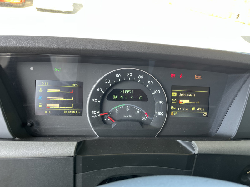Volvo FH 420 Globetrotter / 921 dkm / 2 Tanks / VEB+ / APK TUV 05-25 - Tractor unit: picture 4 Volvo FH 420 Globetrotter / 921 dkm / 2 Tanks / VEB+ / APK TUV 05-25 - Tractor unit: picture 4