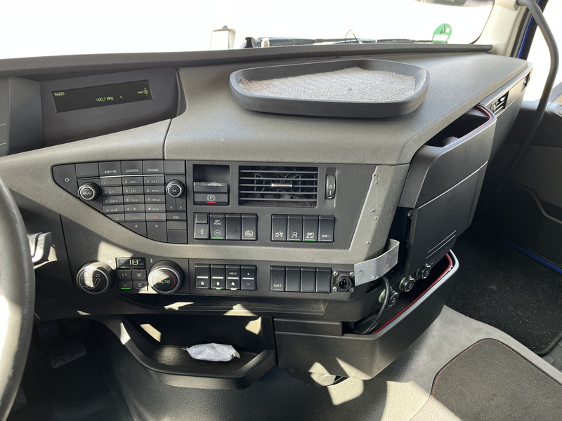 Tractor unit Volvo FH 420 Globetrotter / 939 dkm / 2 Tanks / VEB+ / APK TUV 07-25: picture 6