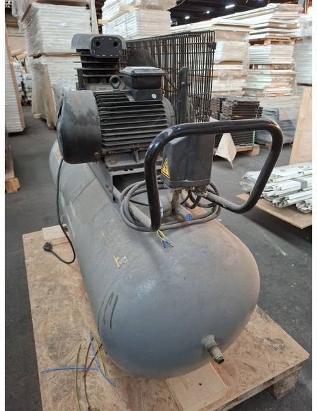 Airpress HK600/200 - Air compressor: picture 3 Airpress HK600/200 - Air compressor: picture 3