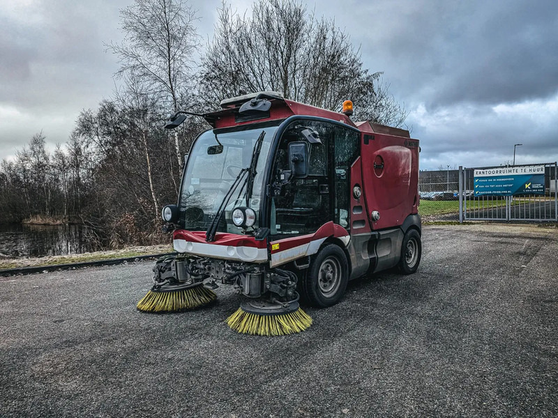 Mathieu AZURE FLEX - Industrial sweeper: picture 2 Mathieu AZURE FLEX - Industrial sweeper: picture 2