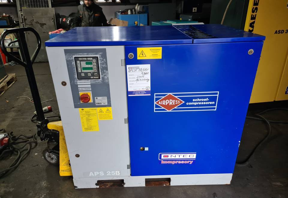 Kompresor śrubowy AIRPRESS APS 25, 18,5 kw, (2) - Air compressor: picture 1 Kompresor śrubowy AIRPRESS APS 25, 18,5 kw, (2) - Air compressor: picture 1