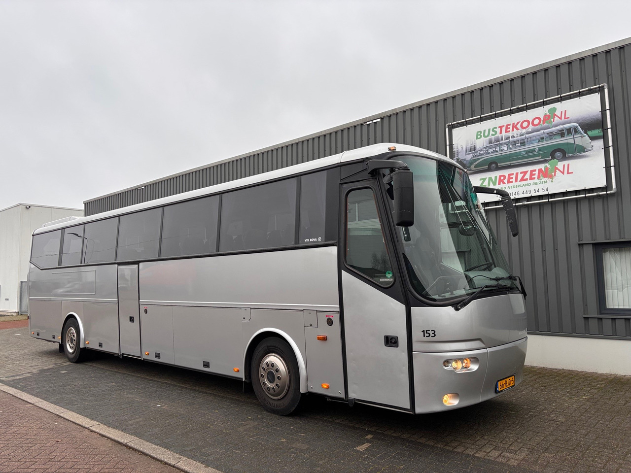 VDL Bova Futura FHD 127.365 (2x Available!!!) - Coach: picture 2 VDL Bova Futura FHD 127.365 (2x Available!!!) - Coach: picture 2