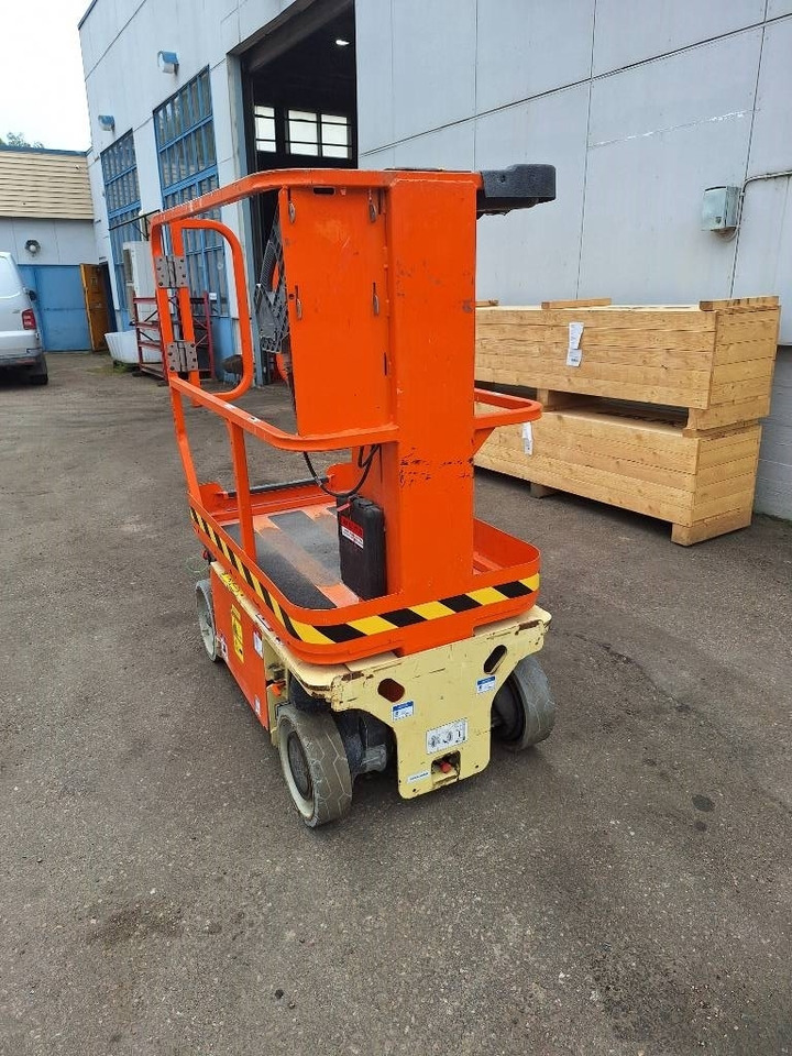 JLG 1230 ES uudet akut!! - Scissor lift: picture 3 JLG 1230 ES uudet akut!! - Scissor lift: picture 3
